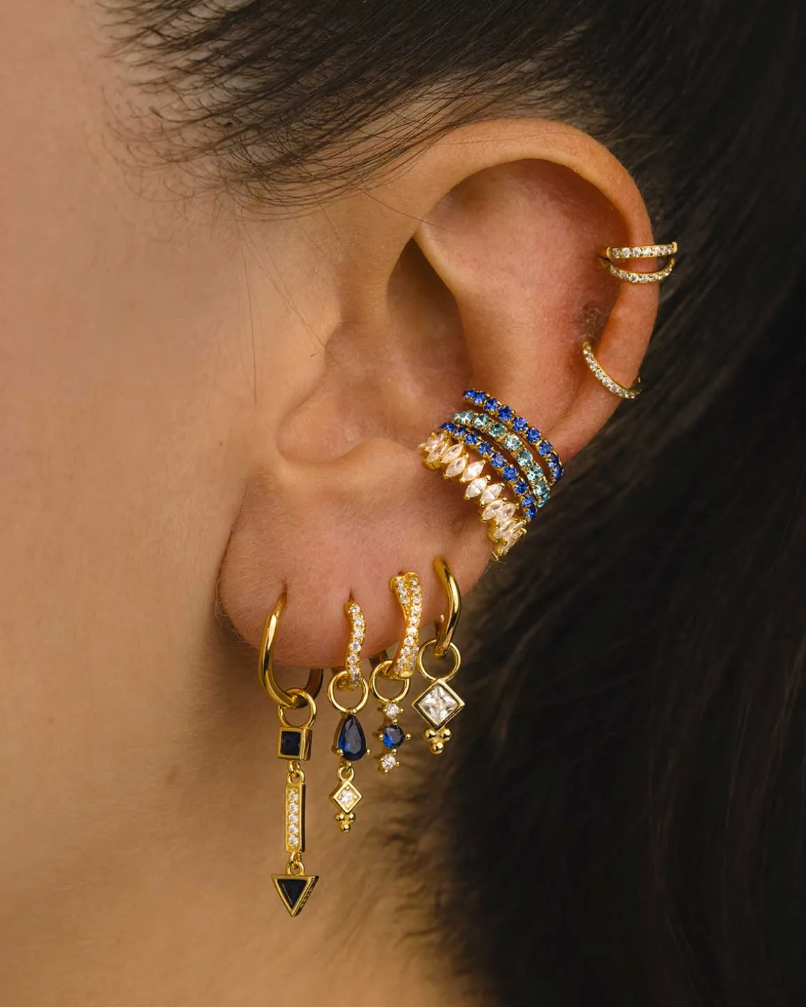 PENDIENTES ARLA BLUE LIGHT GOLD