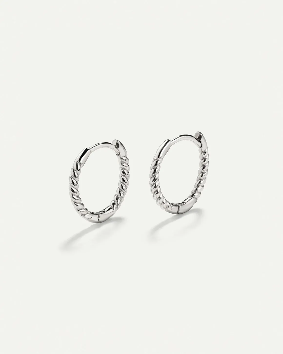 PENDIENTES HOOPS TWIST SILVER