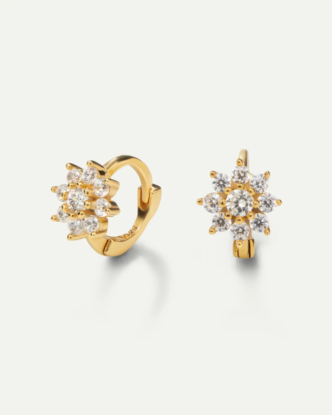 PENDIENTES UNA GOLD