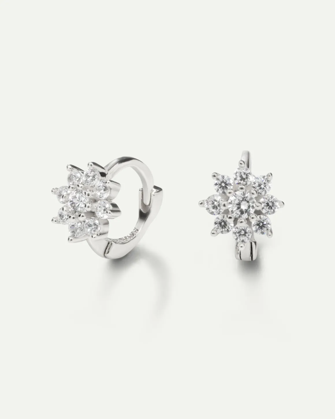PENDIENTES UNA SILVER